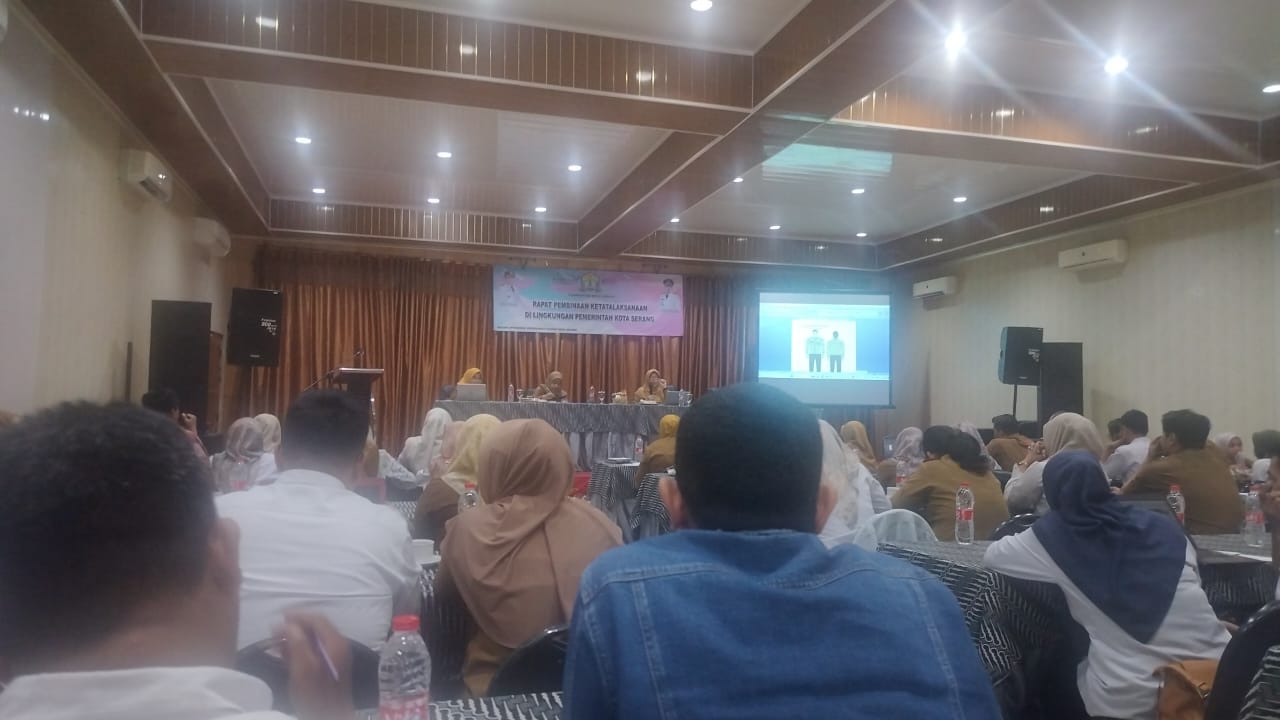 RAPAT KETATALAKSANAAN_